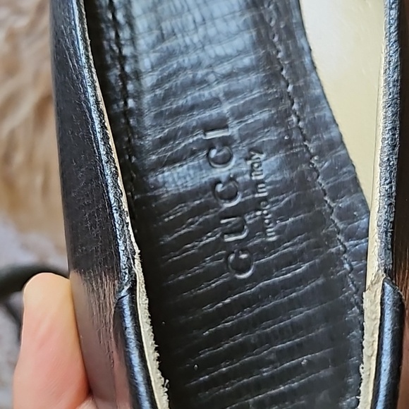GUCCI black leather slip-on loafer brass buckle pointed 35 1/2 C excellent shoes - Picture 13 of 16